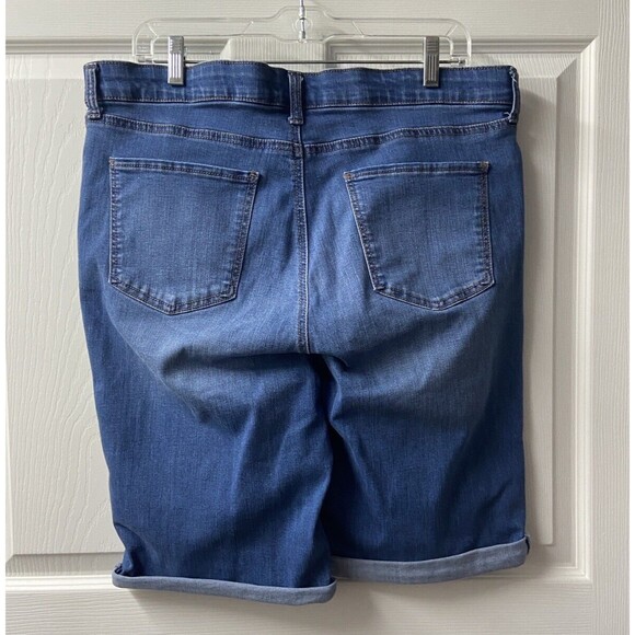 Kim Rogers Cuffed Denim Shorts Womens Plus Size 14 Inseam 10 inch Medium Wash - Picture 3 of 5